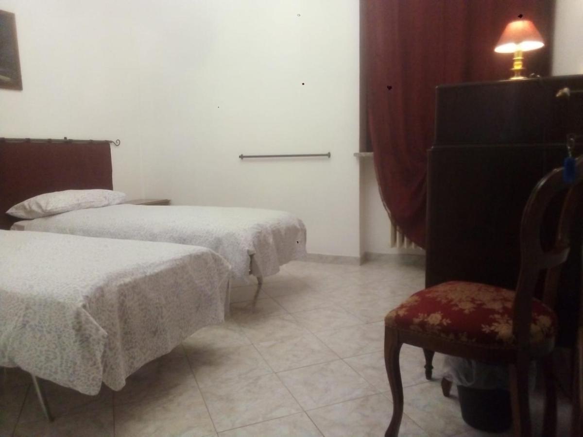 Appartamento La Casa Nel Bosco Rueglio Екстер'єр фото